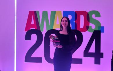 Katie Davies receiving her award of Apprentice Ambassador of the Year – recognising her commitment for championing apprenticeships to others. At the Worcestershire appretinceship awards 2024.