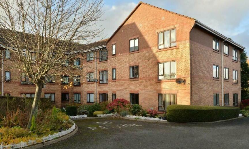 A 3 storey apartment building