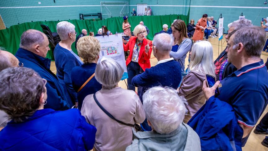 Samantha Wait, Director - Customer Care & Stakeholder Affairs at Swan, talking to members of the public at the Laindon community event. Samantha Wait, Director - Customer Care & Stakeholder Affairs at Swan, talking to members of the public at the Laindon community event.